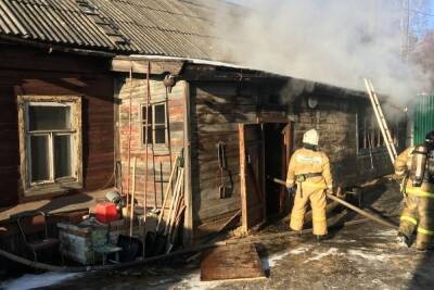 7 человек тушили жилой дом в Псковском районе - mk-pskov.ru - Россия - Псковская обл. - Псков