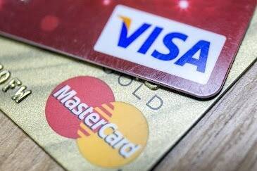 Mastercard и Visa заявили о финансовых рисках в России из-за конкуренции - znak.com - Россия