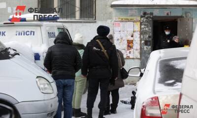 Ирина Волк - Свердловские полицейские спасли восемь взрослых и двух детей из горящего дома - fedpress.ru - Россия - Свердловская обл. - Первоуральск