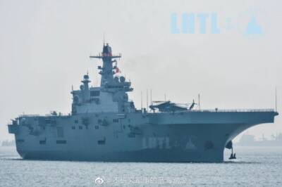ВМФ Китая ввел в строй новый десантный корабль Type 075 - enovosty.com - Китай