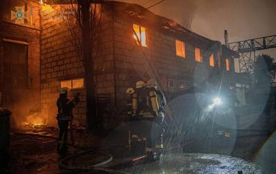 В Киеве произошел пожар на складе, есть пострадавший - korrespondent - Украина - Киев - район Днепровский, Киев - Киев
