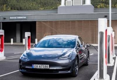 Илон Маск - Tesla продала за год рекордное число электромобилей - facenews.ua - Украина