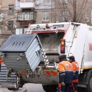 В Запорожье после новогодних праздников вывезли 1,5 тыс. тонн мусора. Фото - reporter-ua.com - Запорожье