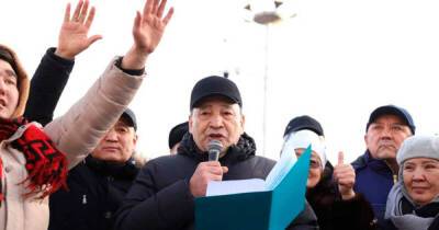 Ералы Тугжанов - Магзум Мирзагалиев - Вице-премьер Казахстана вышел к протестующим из-за цен на газ - ren.tv - Казахстан - Актау - Протесты