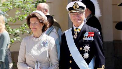 Густав - принцесса София - король Карл XVI (Xvi) - королева Сильвия - Королевская чета Швеции заболела коронавирусом - mir24.tv - Швеция