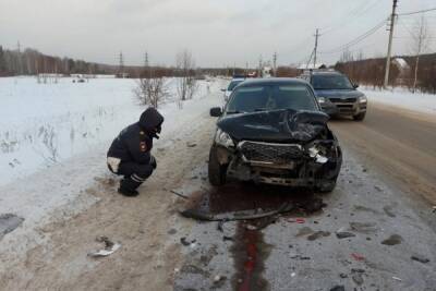 6-летняя девочка пострадала в столкновении машин возле Нижнего Тагила - eburg.mk.ru
