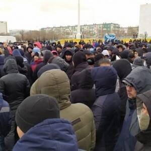 В Казахстане протестующие штурмуют резиденцию президента - reporter-ua.com - Казахстан - Алма-Ата - Астана - Актобе - Нур-Султане - Протесты
