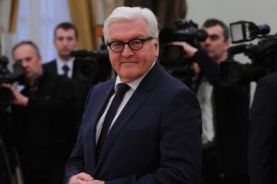 Вальтер Штайнмайер - ХДС и ХСС поддержали второй президентский срок Штайнмайера - aif.ru - Германия