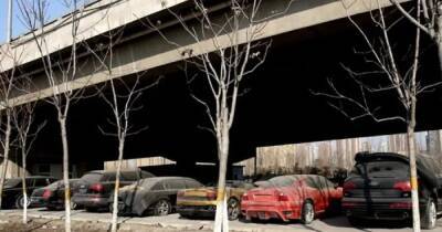 Bentley - Обнаружено кладбище суперкаров и элитных авто: они стоят заброшенными уже 10 лет (фото) - focus.ua - Китай - Украина