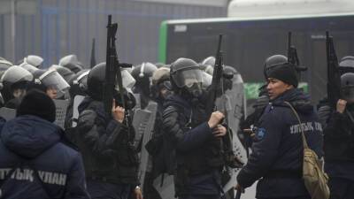 Салтанат Азирбек - Полиция отразила нападение на здание одного из районных управлений Алма-Аты - russian.rt.com - Казахстан - Алма-Ата