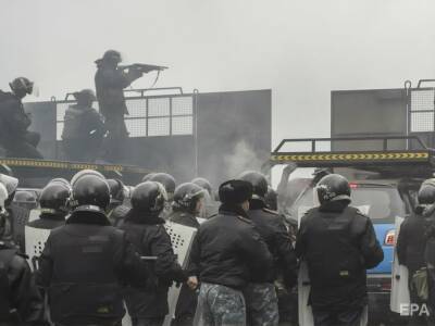 В Алматы по людям, стоявшим на площади, открыли огонь из автоматов. Есть убитые и раненые – СМИ - gordonua.com - Украина - Казахстан - Алма-Ата - Мангистауская обл. - Уральск - Актобе - Атырау - Жанаозть