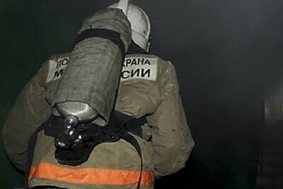 В Томске удалось спасти 3 человек во время пожара на Енисейской - tomsk.mk.ru - Томск