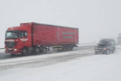 Киев ограничит въезд грузовиков из-за снегопада – детали - ru.slovoidilo.ua - Украина - Киев - Ивано-Франковская обл. - Тернопольская обл. - Черновицкая обл. - Львовская обл. - Закарпатская обл.