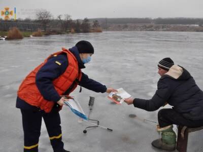 В Кривом Роге двое детей провалились под лед, их спасли прохожие - gordonua.com - Украина - Кривой Рог - Ивано-Франковская обл. - Днепропетровская обл.