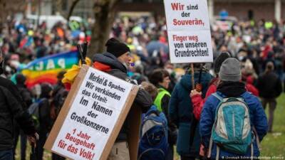 В ФРГ прошли массовые протесты против коронавирусных ограничений - eadaily.com - Германия - Трир