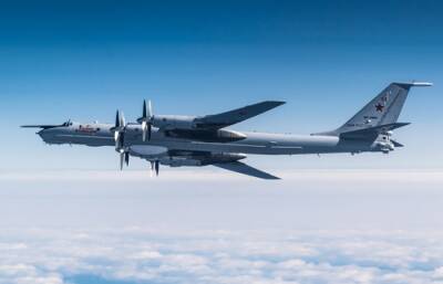 Самолёты дальней авиации Северного флота продолжат патрулирование воздушного пространства над Арктикой и Атлантикой - argumenti.ru - Россия - Приморье
