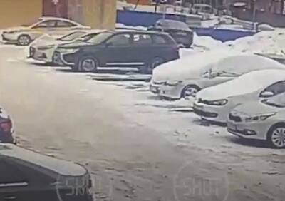 В Мытищах двухлетний ребенок погиб на парковке под колесами кроссовера - ya62.ru