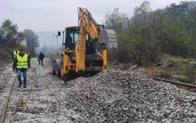 В Румынии начали восстанавливать железную дорогу к украинской границе - korrespondent.net - Украина - Румыния - Ивано-Франковск - Ужгород