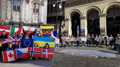 Адольф Гитлер - "Украинцы – щит Европы": в Лионе прошла акция в поддержку украинских защитников - 24tv.ua - Россия - Украина - Германия