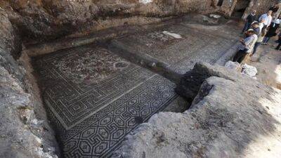 Археологи обнаружили редкую мозаику с амазонками - vesty.co.il - Сирия - Дамаск - Израиль - Бейрут