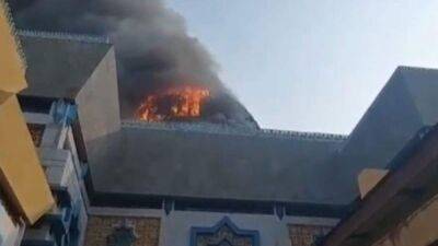 Масштабный пожар в Джакарте: от огня обрушился купол мечети исламского центра - 24tv.ua - Россия - Мариуполь - Джакарта