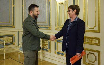 Владимир Зеленский - Зеленский и президент ЕБРР обсудили кредитование энергетики Украины - korrespondent.net - Россия - Украина - Англия - Белоруссия - Канада