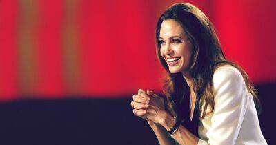 Анджелина Джоли - принцесса Диана - Стивен Найт - Джон Кеннеди - Пабло Ларраин - Анджелина Джоли сыграет легендарную оперную певицу - focus.ua - Украина - Париж - Чили