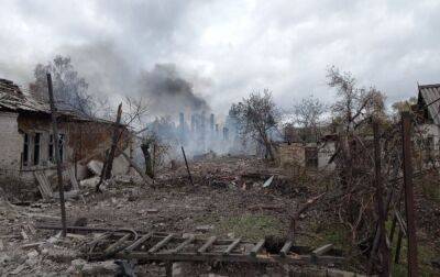 Росіяни вдарили по селу під Торецьком, загинули троє осіб - rbc.ua - Україна
