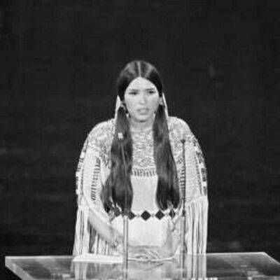"Індіанка", яка отримувала "Оскар" за дорученням Марлона Брандо, що боровся за права індіанців, насправді була мексиканкою - lenta.ua - Украина - San Francisco