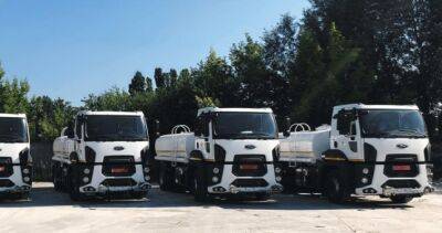 Рустами Эмомали передал городам и районам Таджикистана 37 легковых и грузовых автомобилей - dialog.tj - Душанбе - Таджикистан - Исфара