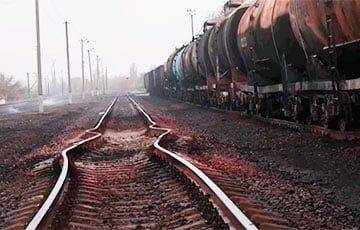 «Знатно полыхало, работают ВСУ»: кадры после взрыва российского поезда с топливом в Шахтерске - charter97.org - Москва - Белоруссия - Шахтерск