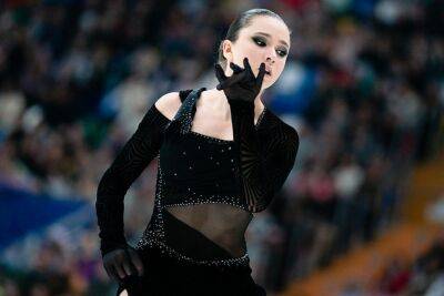 Камила Валиева - Татьяна Навка - Томас Бах - Навка считает, что Валиеву нужно меньше донимать с делом о допинге - sport.ru - Россия