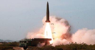 Юн Сок Ель - Северная Корея запустила две ракеты в сторону Японии - dialog.tj - Южная Корея - США - КНДР - Япония - Пхеньян