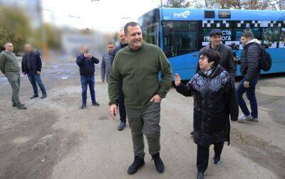 Філатов показав автобуси, які Дніпру передали підприємці - rbc.ua - Украина - Україна - місто Київ - місто Вінниця