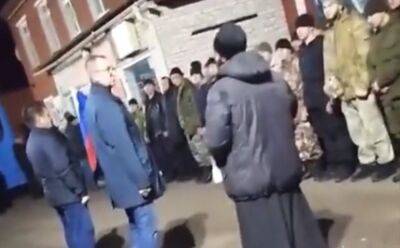 "Ждете, когда гробы придут толпой?": священник из рф эффектно "благословил" мобиков, видео - politeka.net - Китай - Украина - Тайвань