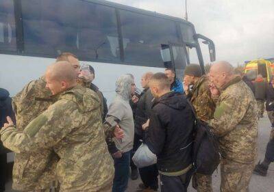 З російського полону додому повернулися 52 українці - lenta.ua - Україна - Росія - місто Москва - місто Маріуполь