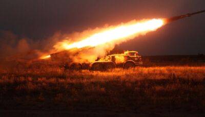 Более 65 снарядов из РСЗО по Украине, 11 ракетных: утренняя сводка Генштаба ВСУ - golos.ua - Украина
