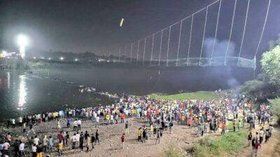 В Индии обрушился мост: не менее 60 погибших - pravda.com.ua - India - штат Гуджарат - Reuters