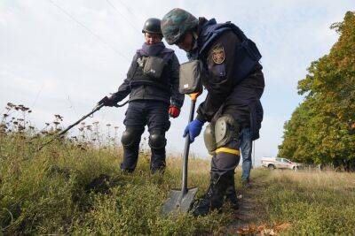 Десятки мин на каждые полкилометра газопровода: на Харьковщине работают саперы - objectiv.tv - Гсчс