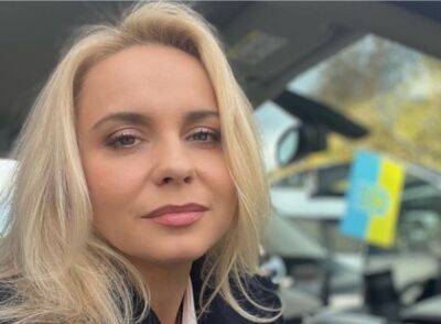 Лилия Ребрик - Ребрик больше не блондинка, ведущая кардинально сменила стрижку и цвет волос: "Пора быть другой" - politeka.net - Украина