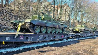 Чехія передасть Україні важку техніку – міністерка оборони - bin.ua - Украина - Чехія