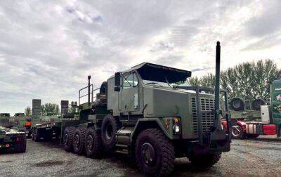 Петро Порошенко - Порошенко везе з Британії для ЗСУ найбільший танковий тягач Oshkosh - rbc.ua - США - Україна