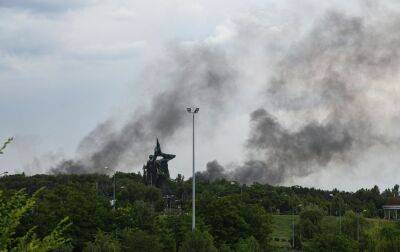 В окупованому Донецьку сильна пожежа після вибухів: що відомо - rbc.ua - Україна - місто Донецьк