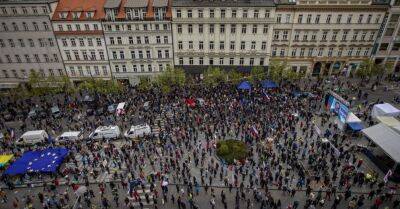 Петр Фиалой - В Чехии вновь прошли массовые протесты против роста цен - rus.delfi.lv - Россия - Украина - Чехия - Латвия - Прага