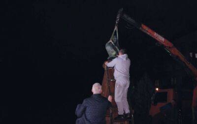 Слідом за Харковом. У Житомирі демонтували пам'ятник Пушкіну - rbc.ua - Украина - Україна - місто Житомир