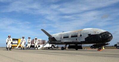 Atlas V (V) - Корабль Boeing X-37B провел на орбите рекордные 908 дней - rus.delfi.lv - США - шт.Флорида - Латвия - шт. Калифорния