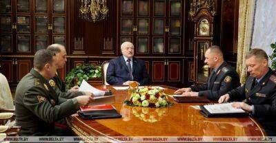 Aleksandr Lukashenko - Lukashenko briefed on operational situation in Belarus - udf.by - Belarus