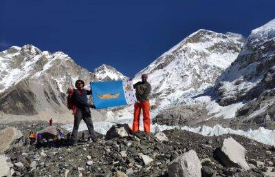 Уроженец Вышнего Волочка развернул в горах Непала флаг своего родного города - afanasy.biz - Москва - Непал