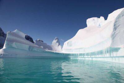 Найбільший у світі айсберг почав рухатися до своєї загибелі - lenta.ua - США - Украина