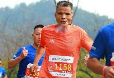 Алесь Беляцкий - Китаец пробежал марафон за 3,5 часа, хотя курил всю дистанцию - udf.by - Китай - Гомель - Гуанчжоу
